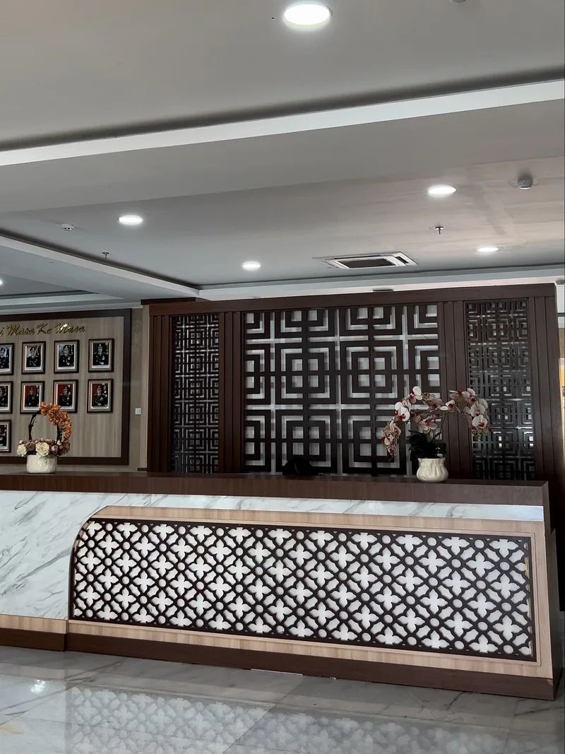 Hasil penerapan panel dekoratif pada interior King Laser Art