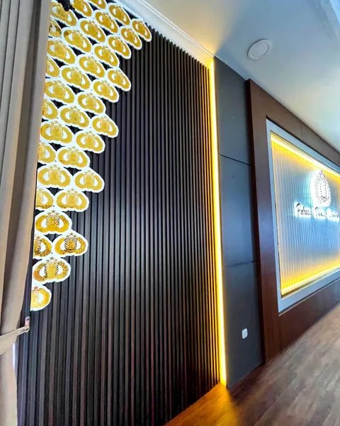 Logo dan letter sign LED — dokumentasi foto pada profil King Laser Art