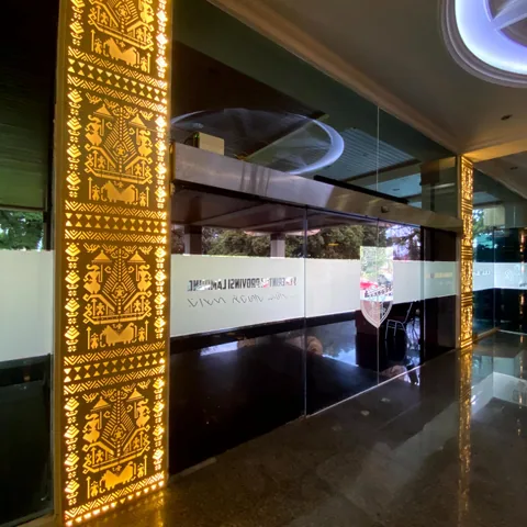 Backdrop dan panel Tapis LED — dokumentasi foto pada profil King Laser Art